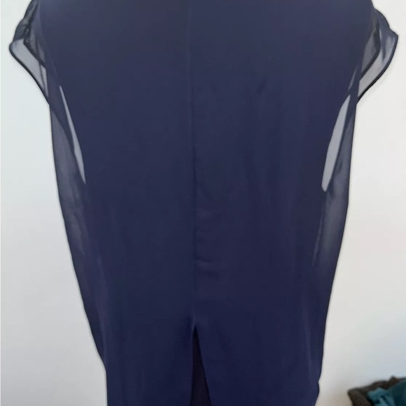 Tahari chiffon layered navy blue blouse size L - Picture 4 of 5